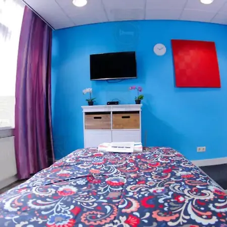 Bed & Breakfast Five Star Scheveningen *